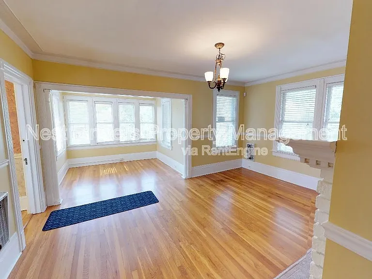 2044 Forbes St — Photo 5