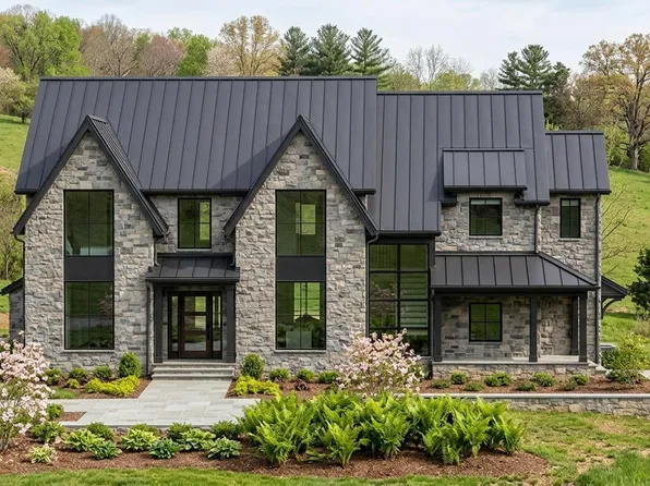 3 Timber Mill Ln, West Chester, PA 19380