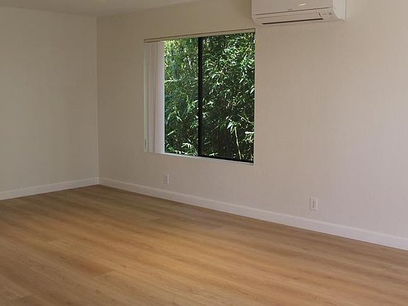 4th image of 7303 Draper Ave #C