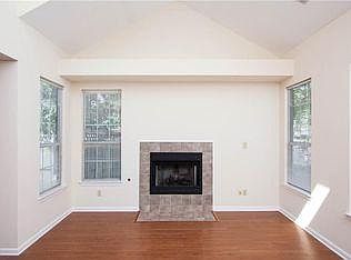 3rd image of 404 Ferguson Bnd