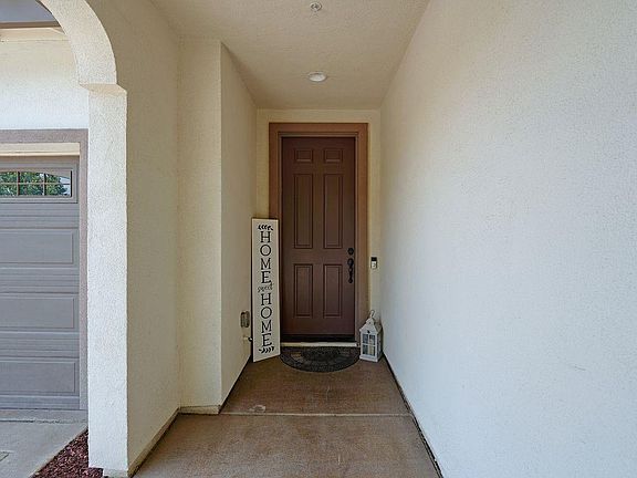 4th image of 1764 Tarragon Dr