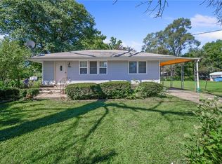 654 SE 28th Ct, Des Moines, IA 50317