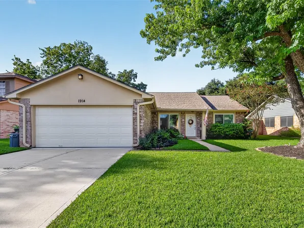 1914 Audubon Ct, Richmond, TX 77406