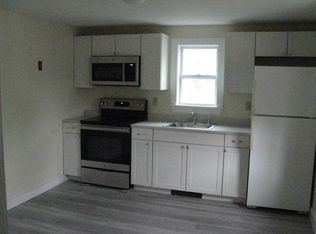 59 Main St #B, Byfield, MA 01922