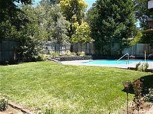 4th image of 3241 Country Club Dr