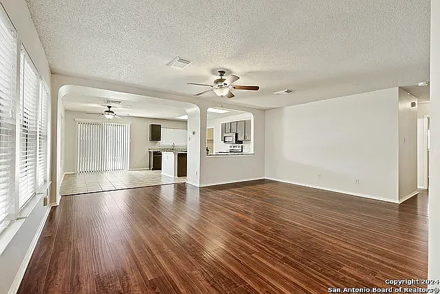 3 bed, 1518 sqft, $1,750 — Photo 3