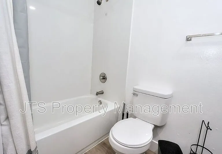 10524 Croetto Way #3 — Photo 42