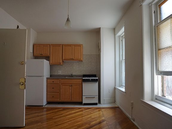 5th image of 4600 Baltimore Ave #902-3