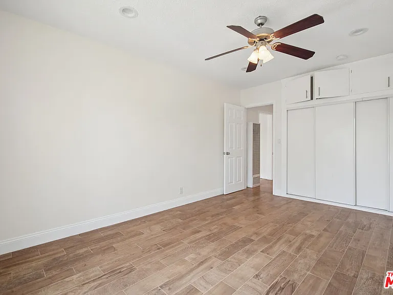 7209 Willoughby Ave #16 — Photo 10