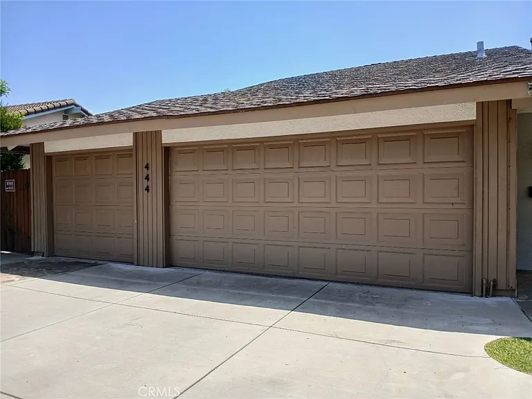 444 Redlands Ave — Photo 3