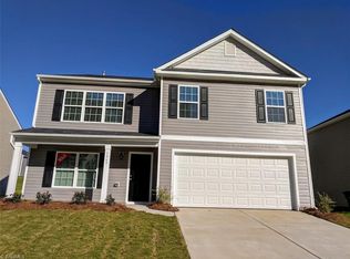 1068 Hidden Meadow Rd, Winston Salem, NC 27127
