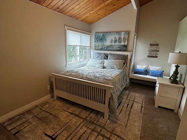 5175 Queens Cir — Photo 13