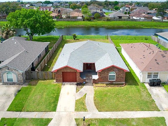 3rd image of 7230 Northgate Dr