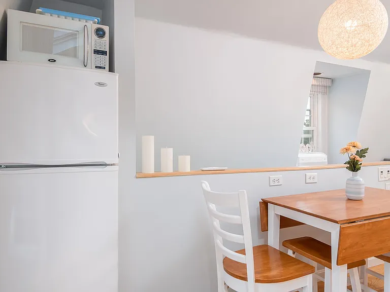 177 Shore Rd #2 — Photo 2
