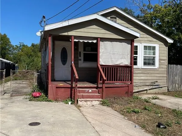 7107 Ransom St, New Orleans, LA 70126