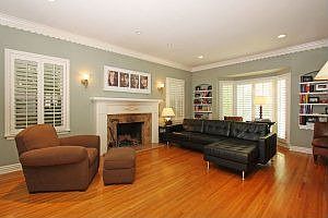 4th image of 1141 S Clark Dr