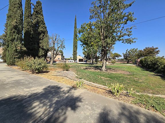 5th image of 14652 Grangeville Blvd