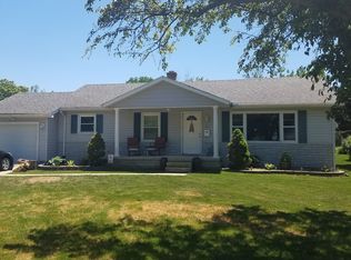 425 E 7th St, Minonk, IL 61760