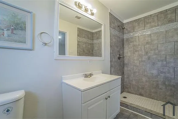 6029 Wormar Ave — Photo 14