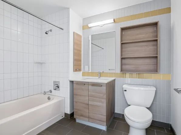 626 Flatbush Avenue image 4 of 32