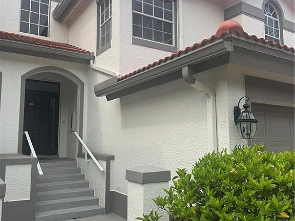 3rd image of 562 Laguna Royale Blvd APT 604
