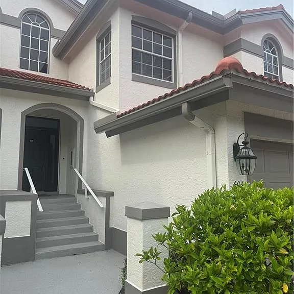 562 Laguna Royale Blvd #604 — Photo 3
