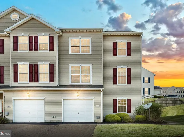 2227 Live Oak Ln #2227, York, PA 17406