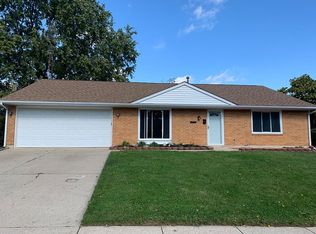 529 Lambert Ln, Englewood, OH