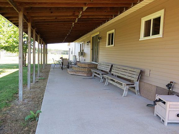 Large Rear Covered Patio!