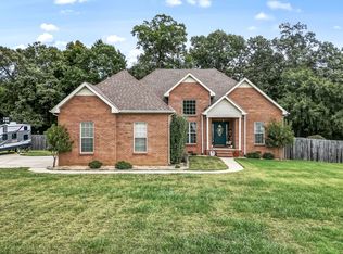 170 Cumberland Oaks Dr, Tullahoma, TN 37388