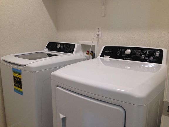 BRAND NEW WASHER&DRYER