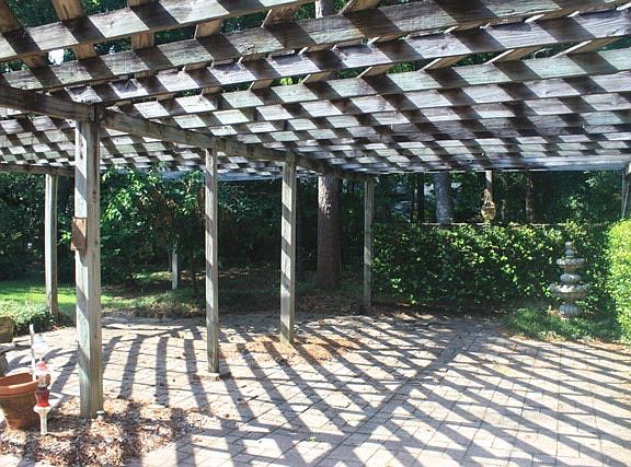 4th image of 329 Bay Hill Dr