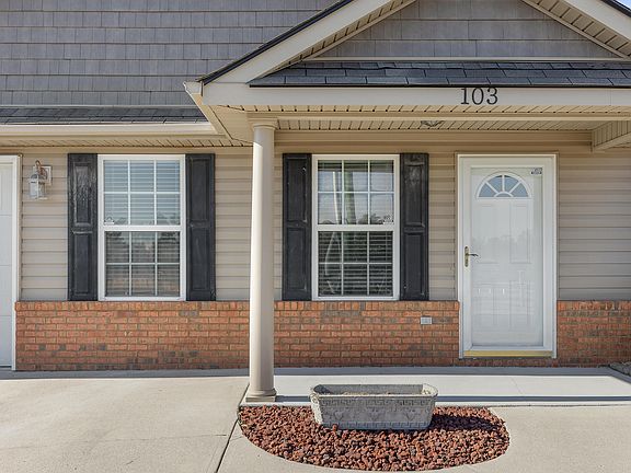 5th image of 103 Cedar Creek Dr