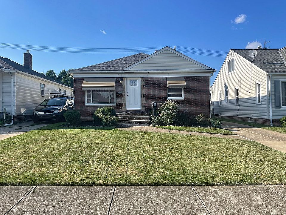 1st image of 5702 Sunderland Dr