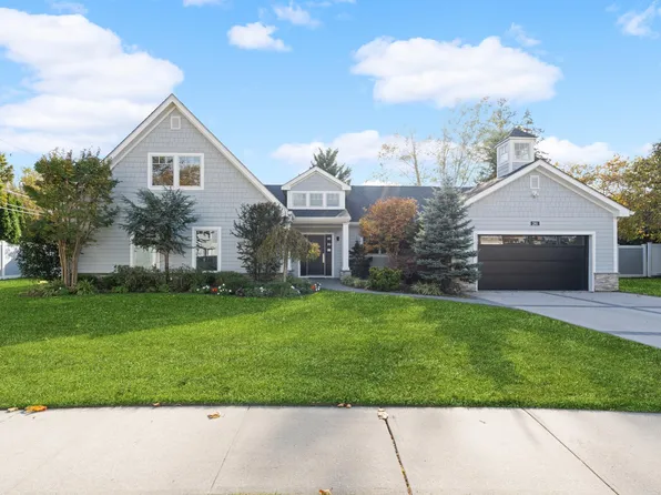 261 Wilmot Drive, Hewlett, NY 11557