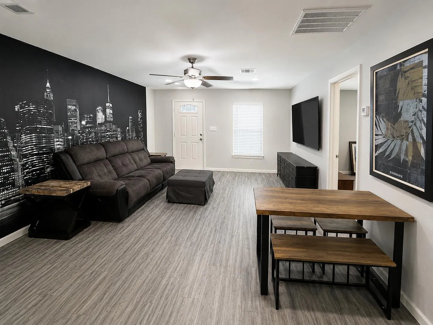 2 bed, 1.0 bath, 525 sqft, $1,092 — Photo 4