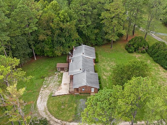 3rd image of 678 Woodline Dr