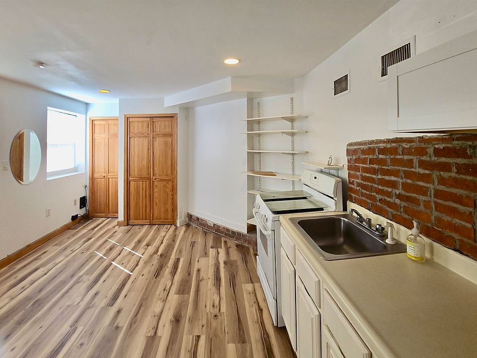1st image of 11 Wright Ave