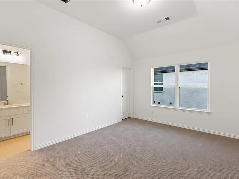 2380 Rainforest Dr — Photo 35