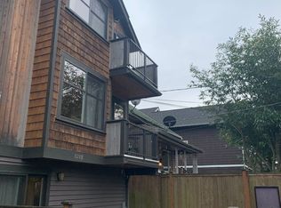 828 15th Ave #B, Seattle, WA 98122