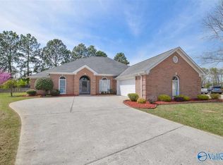 100 Aberdeen Ln, Madison, AL 35758