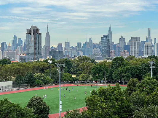 Rented by Corcoran | media 17