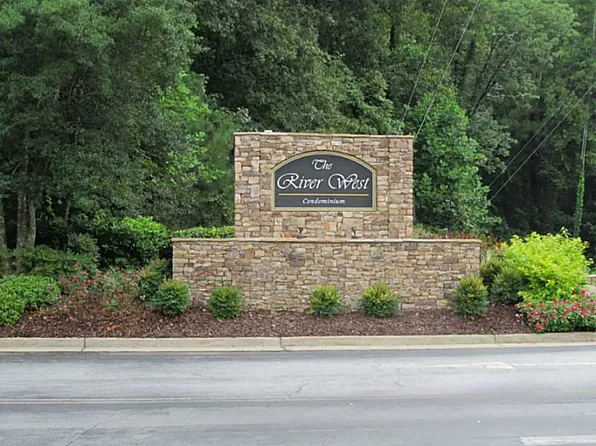 4248 River Green Dr NW, Atlanta, GA 30327