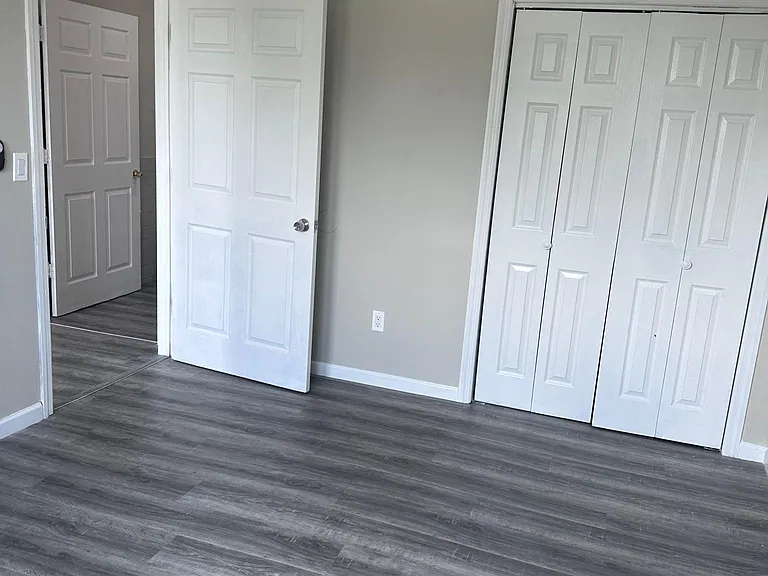 1576 Maple Ave #3 — Photo 7