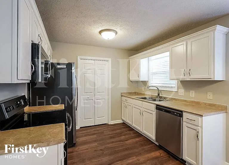 1137 Channelview Ct — Photo 5