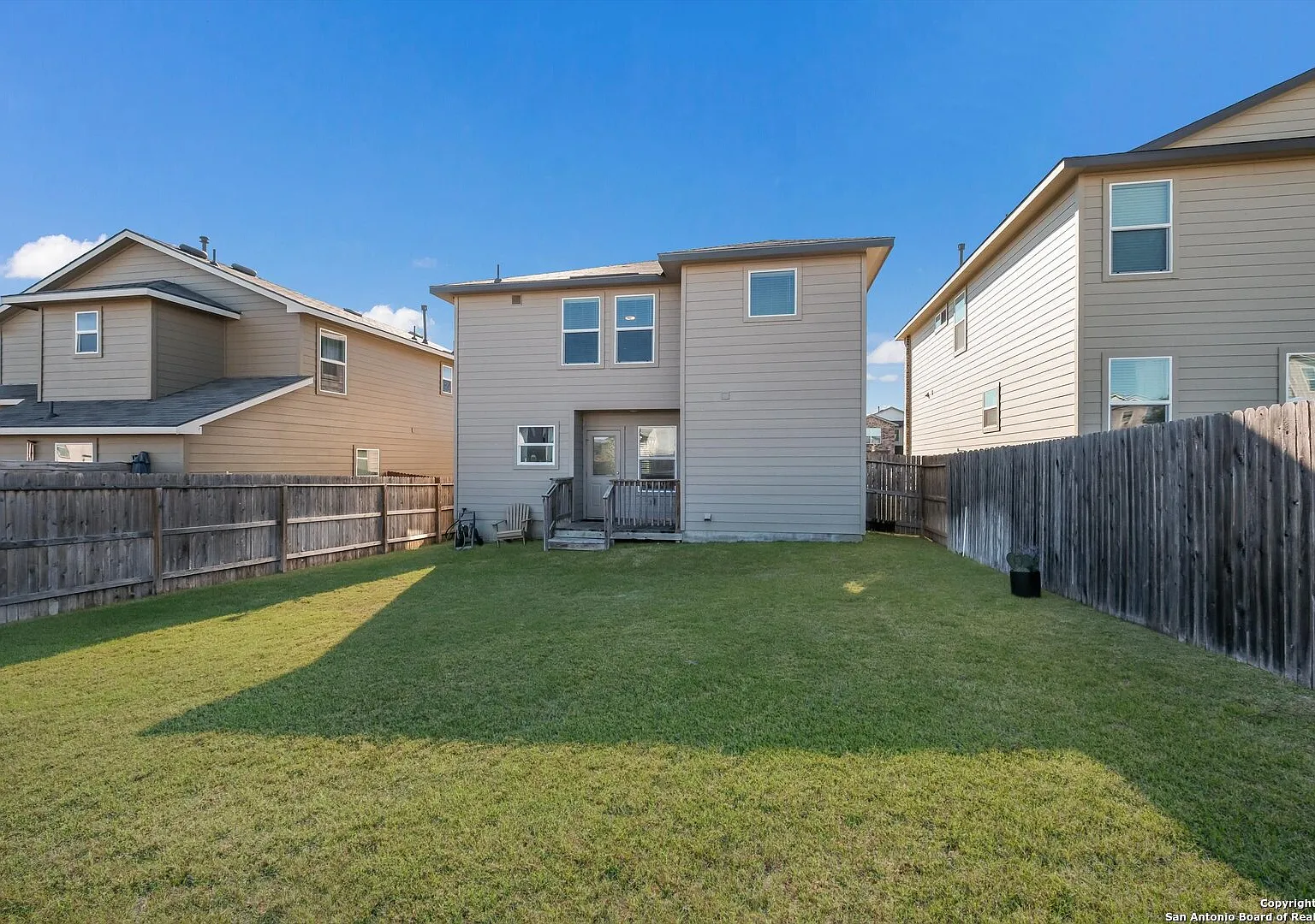 3 bed, 2.5 bath, 1508 sqft, $1,700 — Photo 3