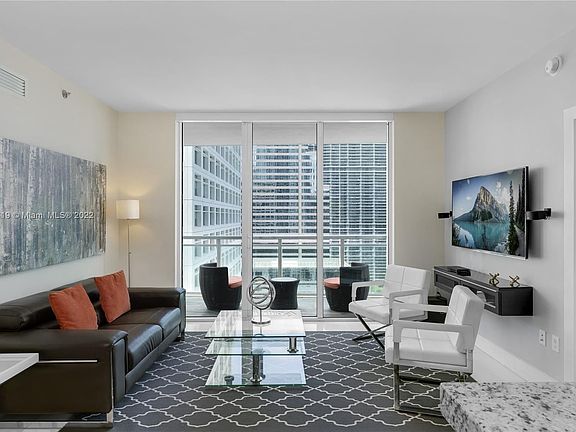 5th image of 950 Brickell Bay Dr APT 2606