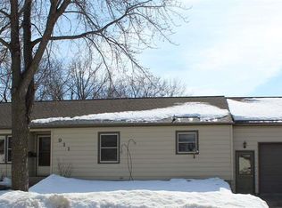 911 9th St N, New Ulm, MN 56073