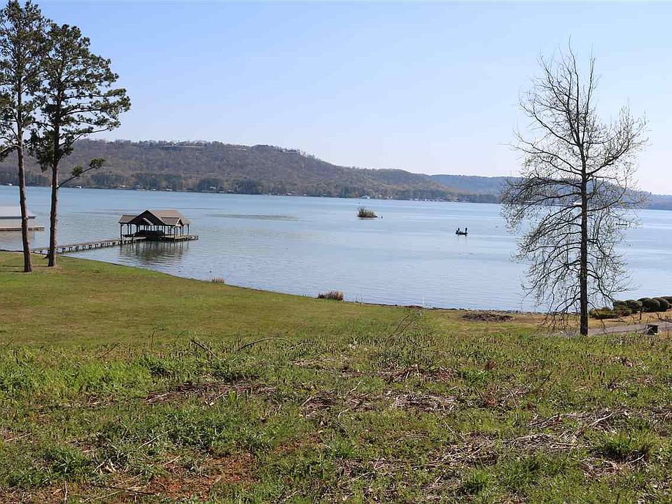 1st image of Pine Dale Dr