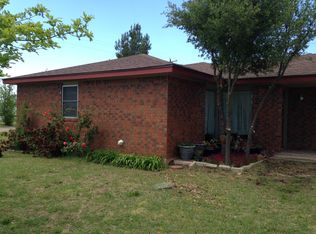 620 S Johns St, Clarendon, TX 79226